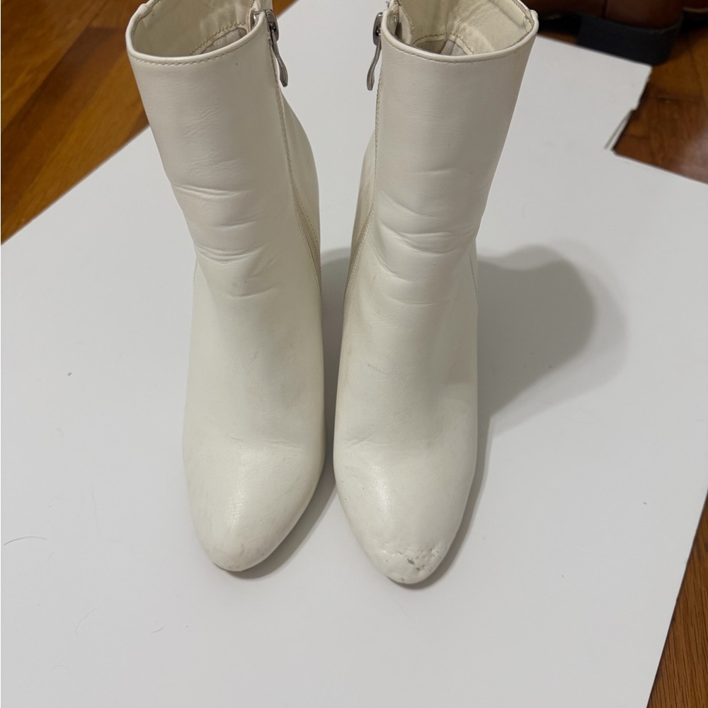 Elegant White Ankle Boots